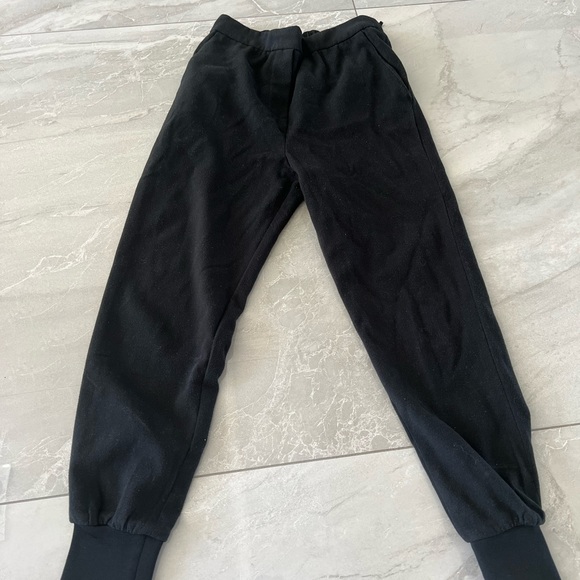 Black joggers - Picture 1 of 4